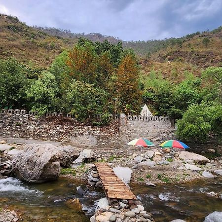 Hobo Huts By The Riverside Panuānaula 외부 사진