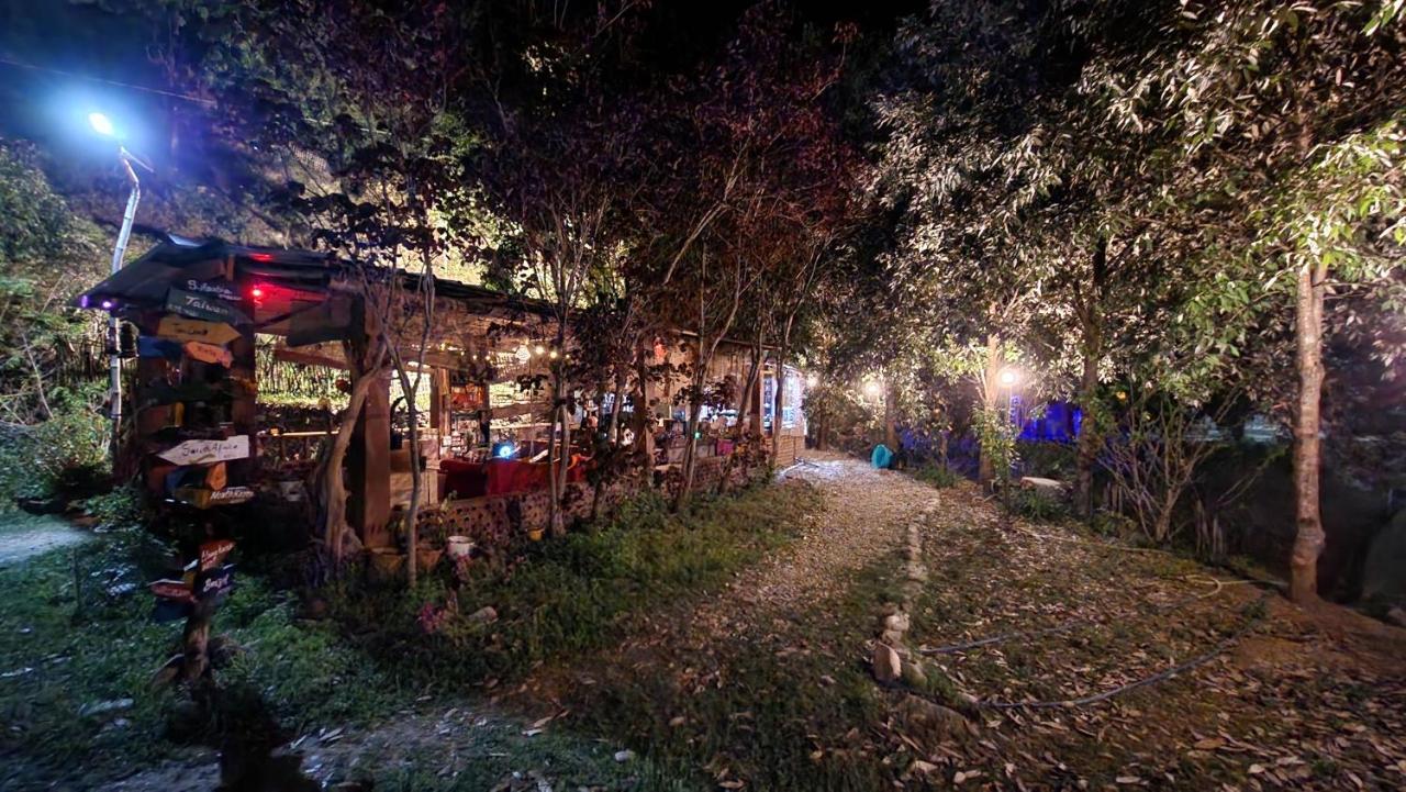 Hobo Huts By The Riverside Panuānaula 외부 사진