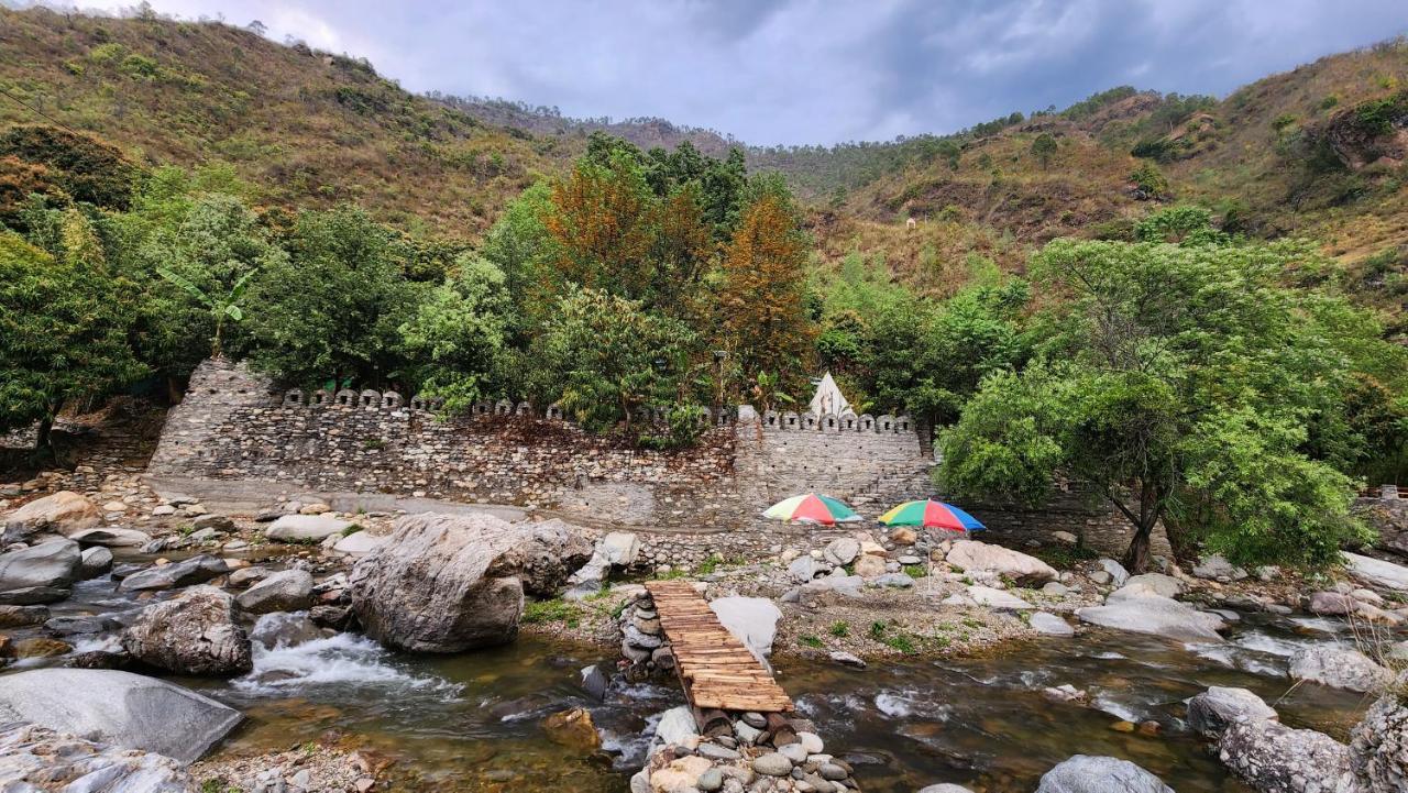 Hobo Huts By The Riverside Panuānaula 외부 사진